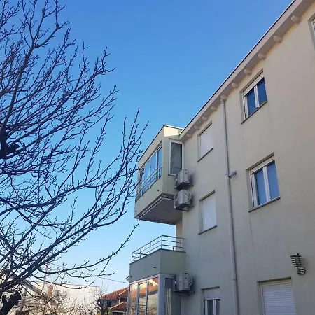 Apartment Toni *